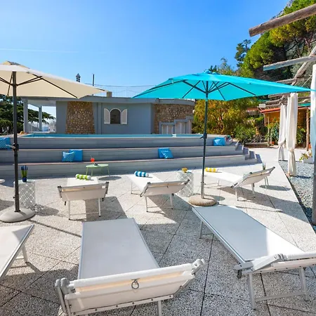 Calu Villa