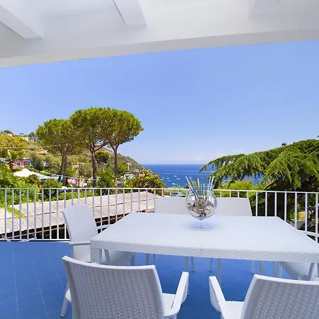 Calu Villa *